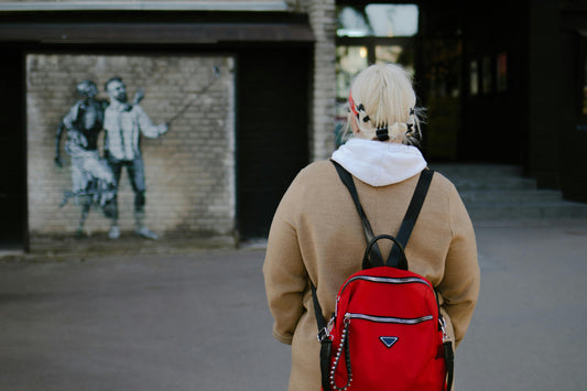 How to Start a Backpack Reselling Business in 2026