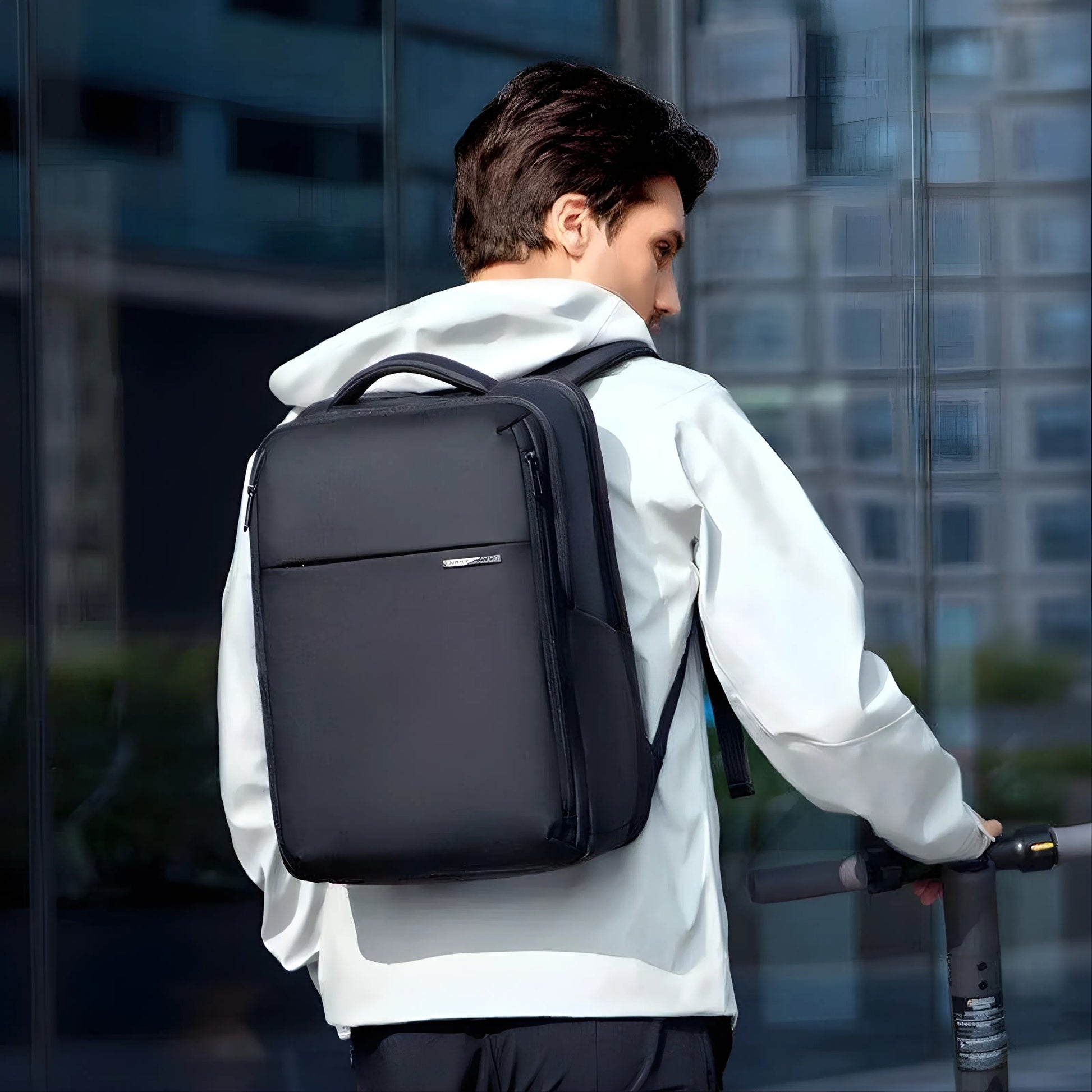Mark Ryden 9418 oxford waterproof backpack — laptop sleeve detail