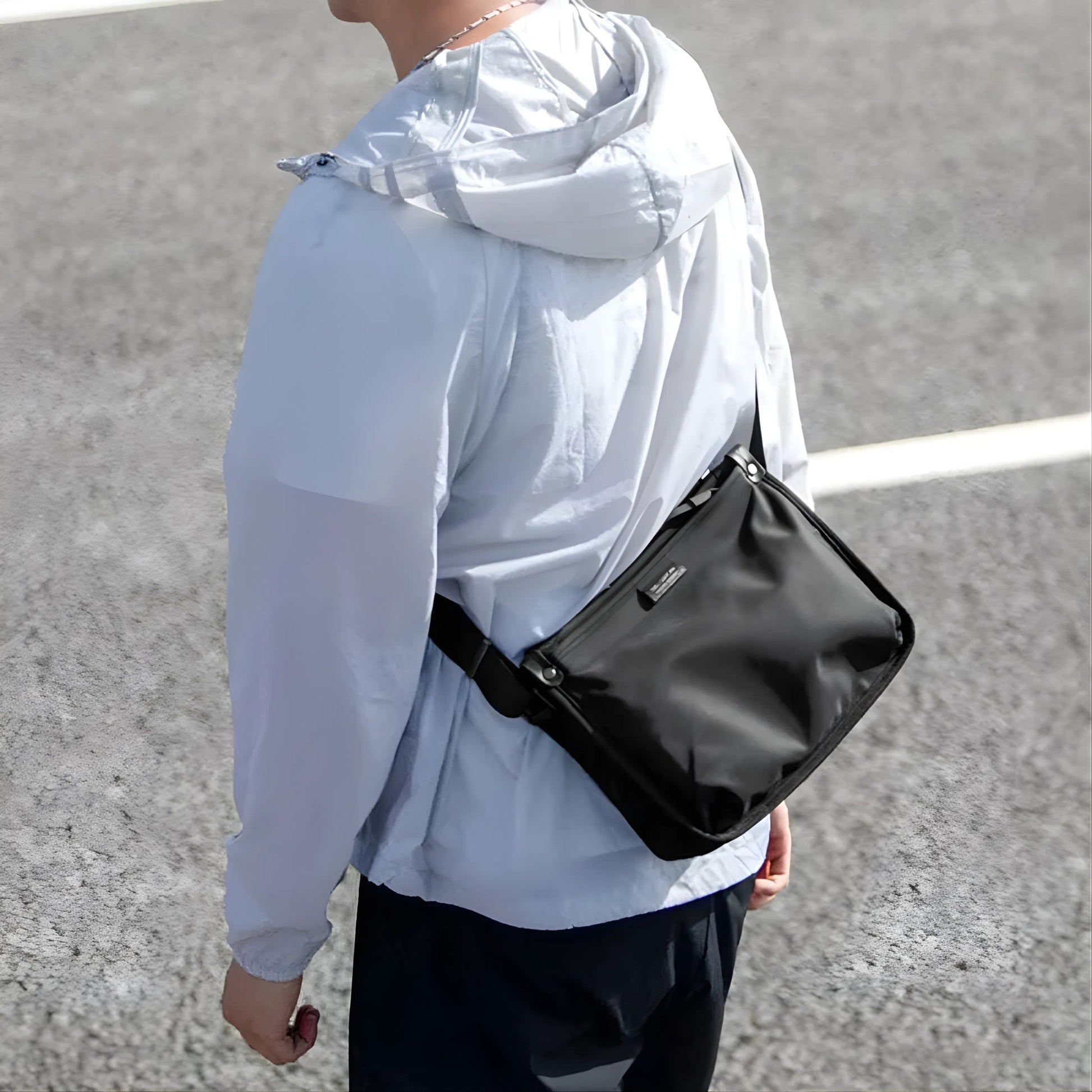 Mark Ryden 422 oxford backpack — front pocket close-up