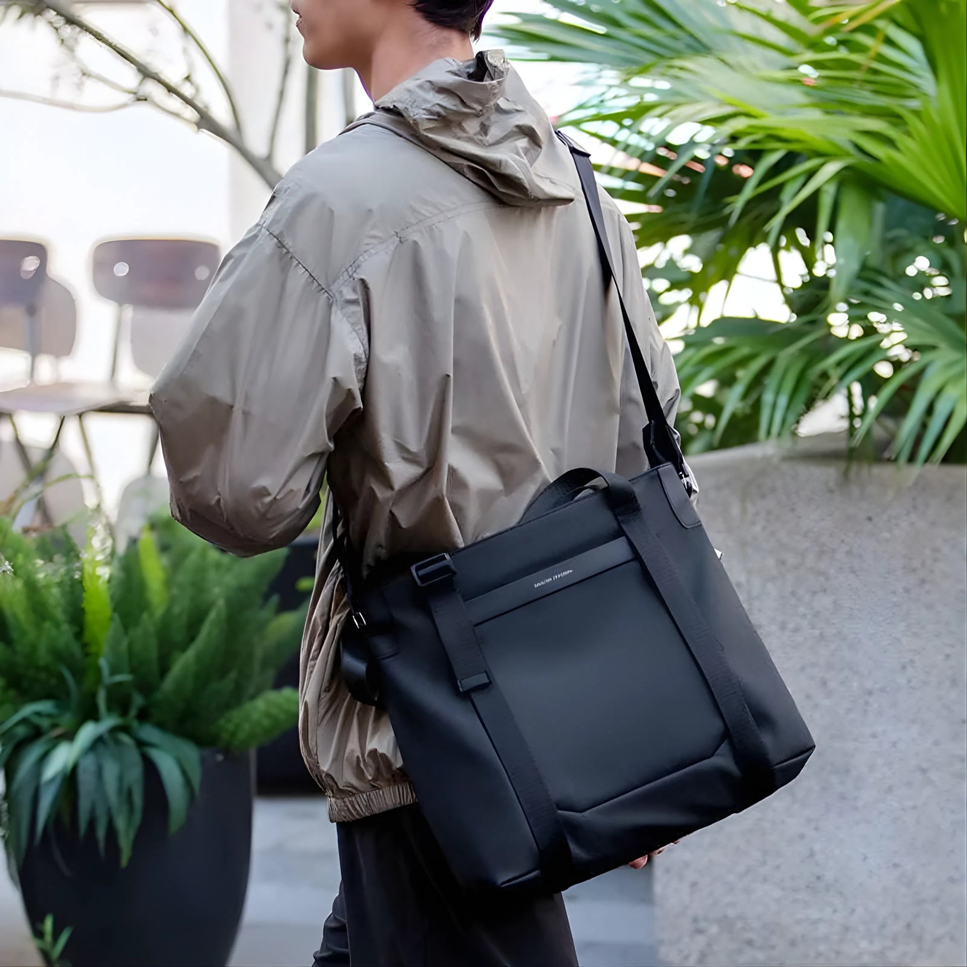 Mark Ryden 569 oxford backpack — laptop sleeve detail