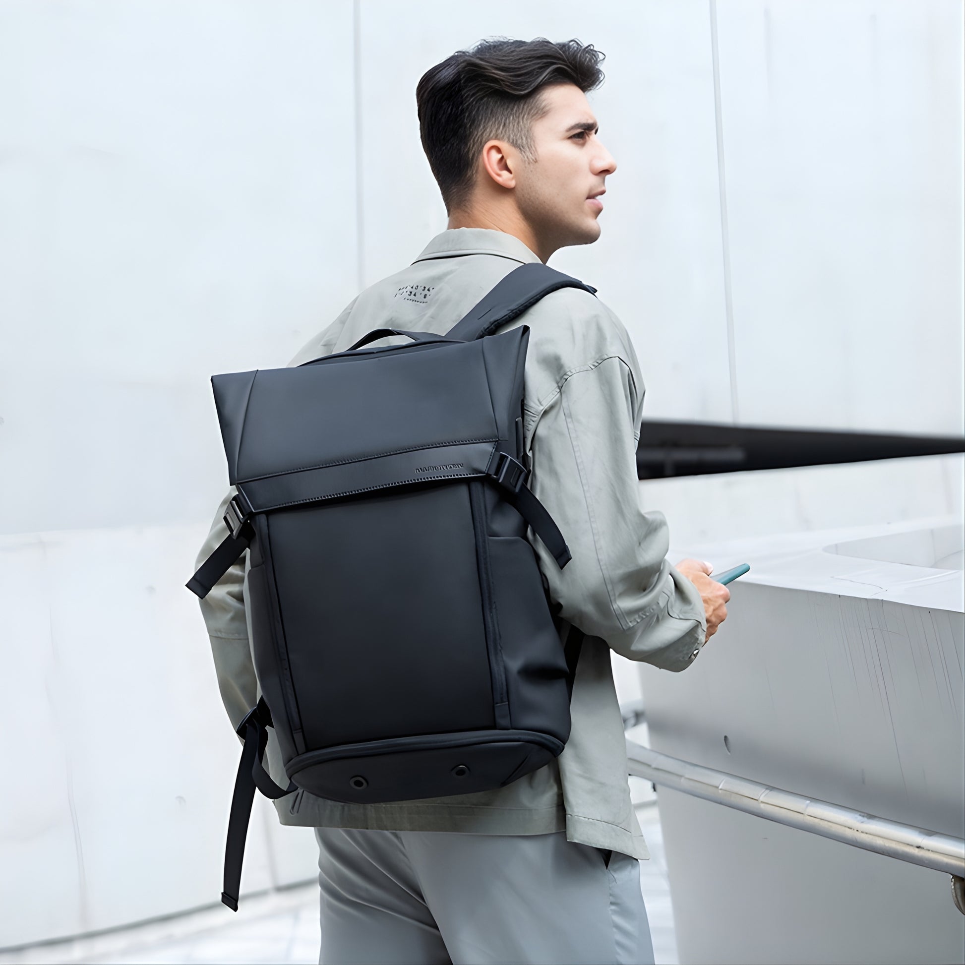 Mark Ryden 2966 oxford backpack — back panel view