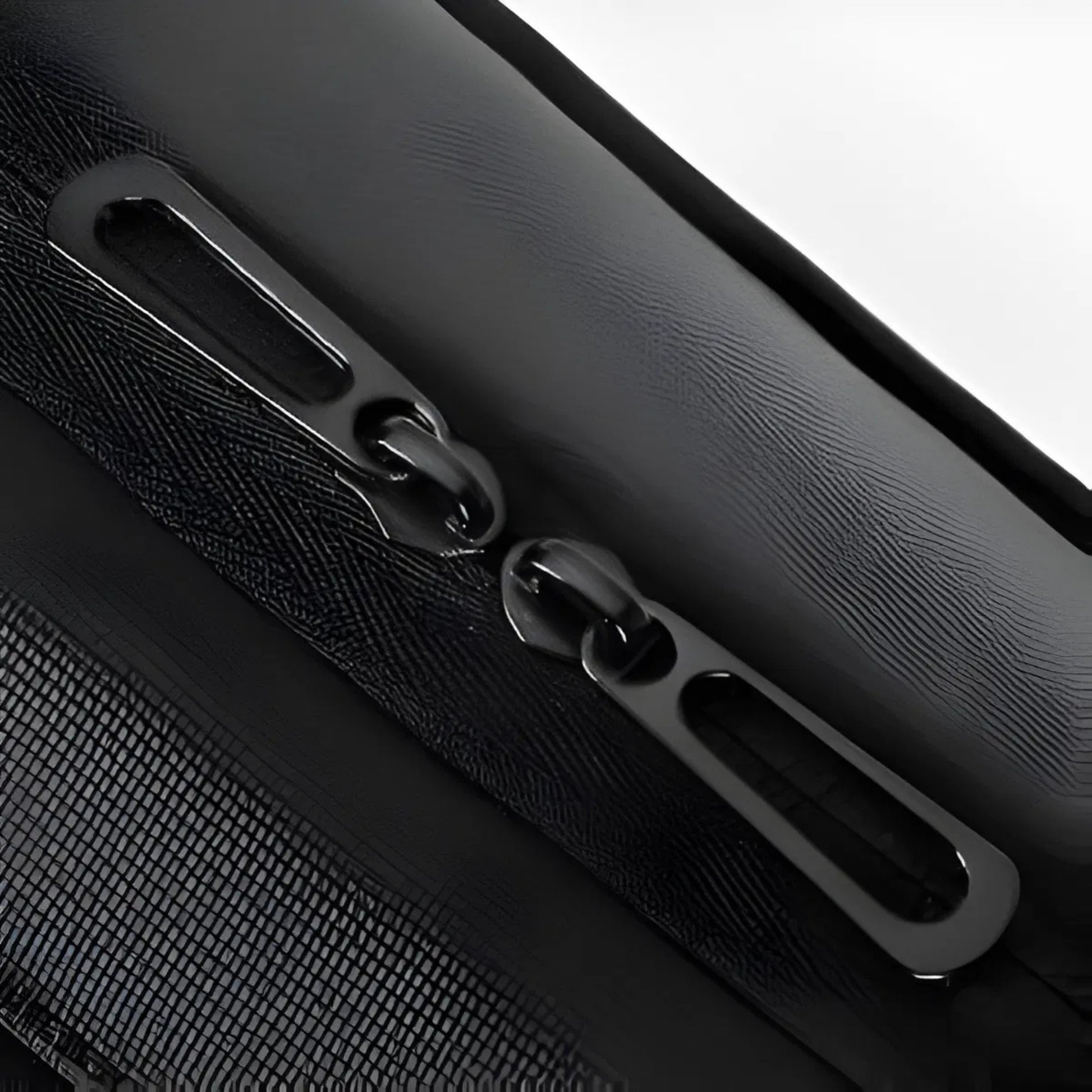 Mark Ryden 9813 oxford anti-theft backpack — logo detail